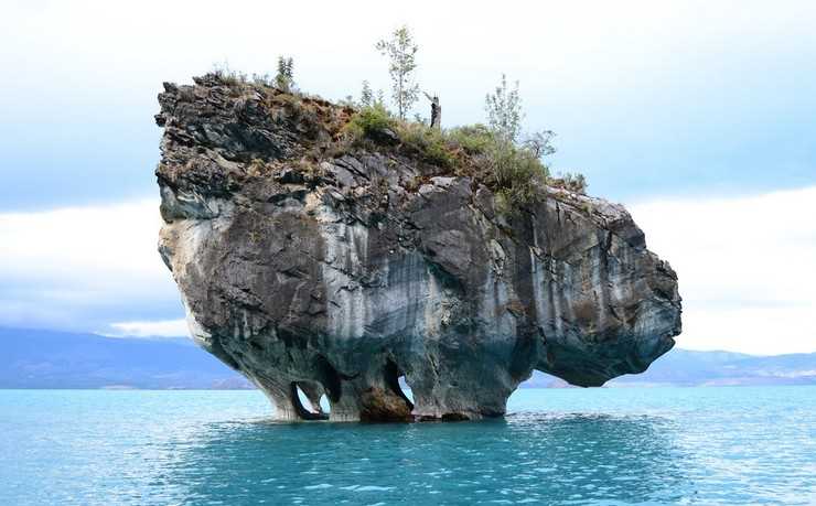 10. Озеро Буэнос-Айрес (590 м)